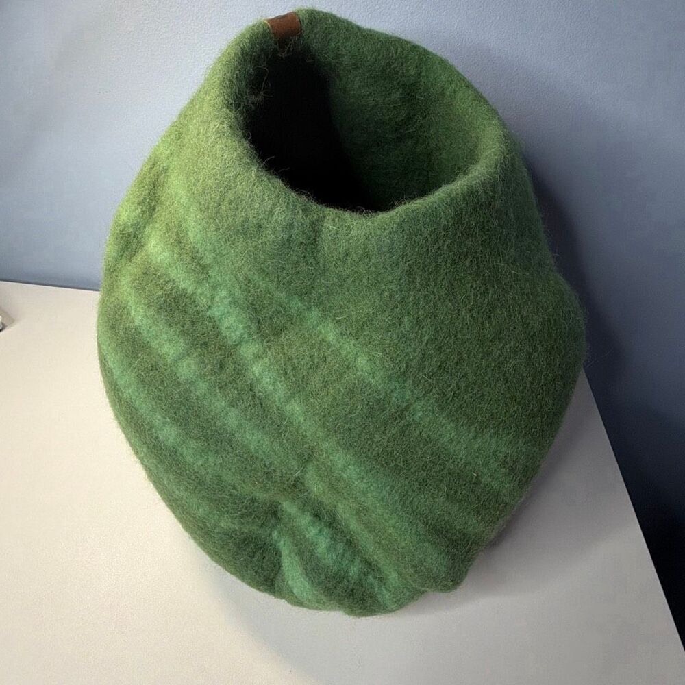 Boiled Wool Cat Cave Cat Cocoon Green Wool